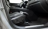 Volvo XC60 (2025) Plug-in hybrid PLUS DARK - náhled 13