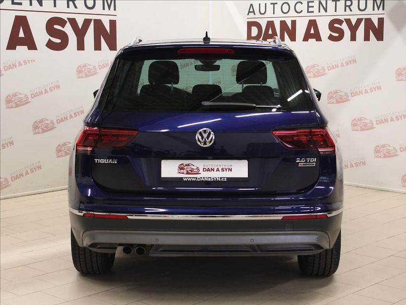 Volkswagen Tiguan 2,0 TDI Highline 4Motion DSG - fotka 5 z 39