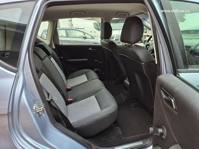 Mercedes-Benz Třídy A (2007) A170 85 KW Klima - fotka 42 z 48