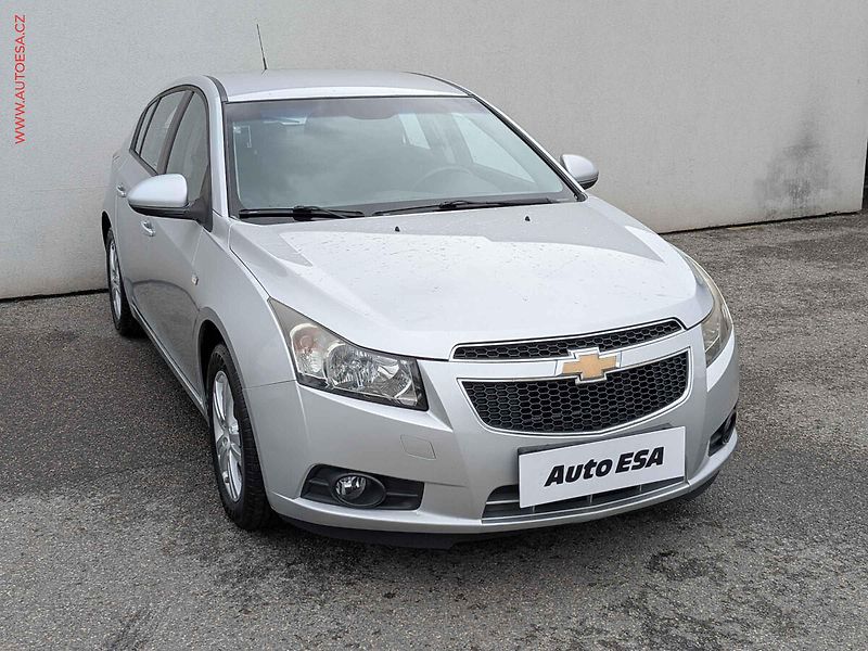 Chevrolet Cruze (2011) 1.6i, 1.maj,ČR, AC, park - fotografie inzerátu