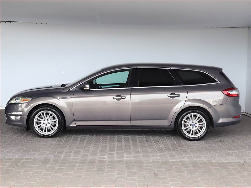 Ford Mondeo (2012) 2.0 TDCi, Automat, Tempomat - fotka 3 z 18