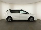 Toyota Verso (2017) 1.6 D-4D, 7 míst, Navi, Xenony - náhled 6