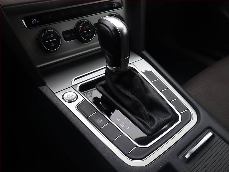 Volkswagen Passat (2018) Comfortline 2.0 TDI, Automat - fotka 11 z 18