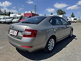 Škoda Octavia 1.6TDi,klima,nové v ČR - náhled 4