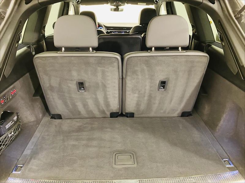 Audi Q7 3,0 TDI 210kW 7Míst S-Line - fotka 7 z 32