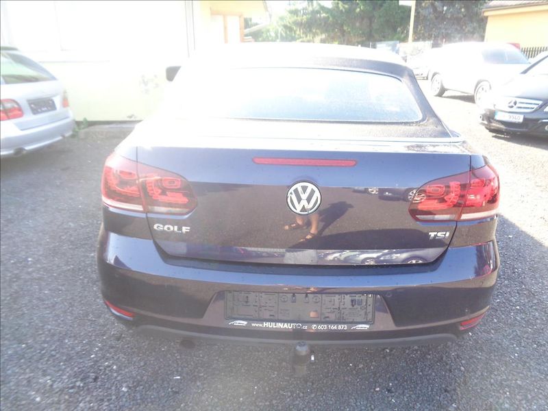 Volkswagen Golf 1,2 - fotka 5 z 13