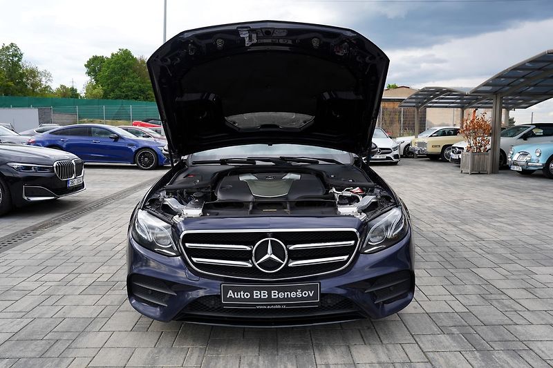 Mercedes-Benz Třídy E 350d AMG/kůže/AT/Led - fotka 9 z 40
