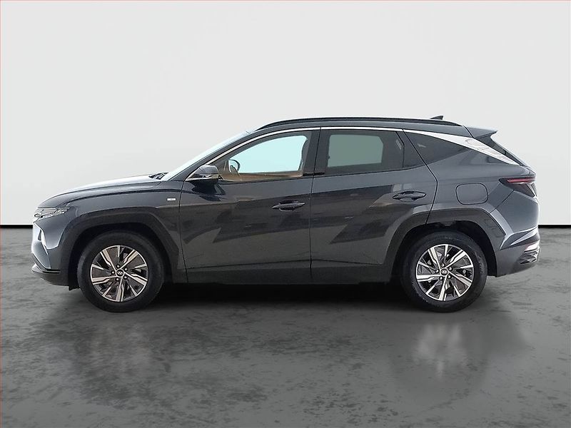 Hyundai Tucson (2022) 1.6 T-GDI 48V MHEV - fotka 3 z 20