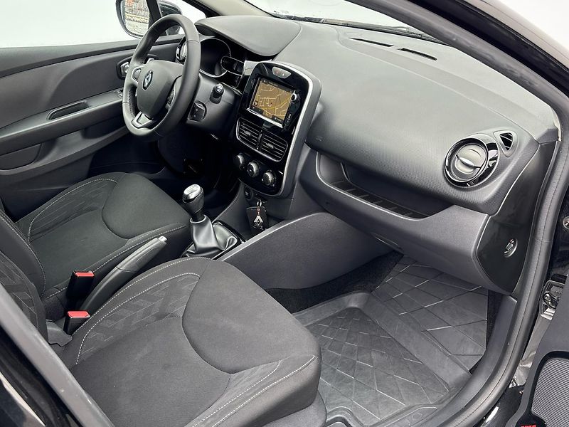 Renault Clio Limited,ČR - fotka 9 z 24