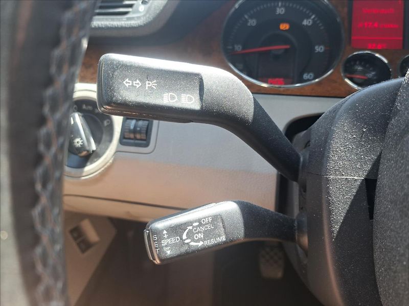 Volkswagen Passat 1,9 TDI - fotka 25 z 43
