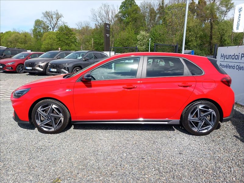 Hyundai i30 1,5 T-GDi N-LINE - fotka 4 z 26