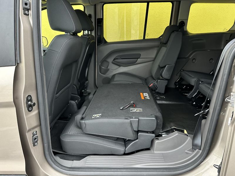Ford Transit Connect (2019) AUTOMAT*7.Míst*1.5/74kW*1.Maj  - fotka 28 z 47