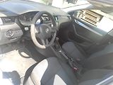 Škoda Octavia 1.6 TDI 66kW Active - náhled 9