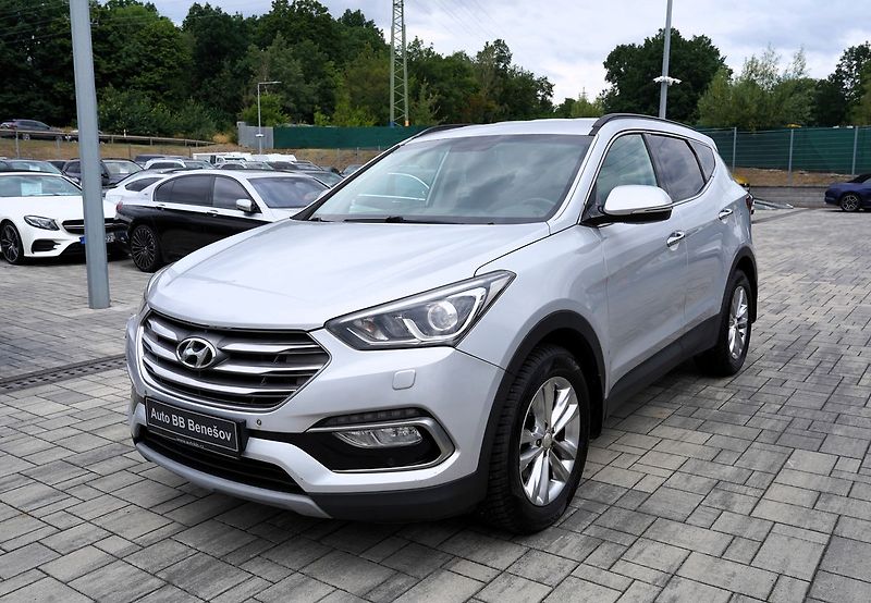 Hyundai Santa Fe 2.2 CRDi 4WD/Style/4x4/CZ - fotka 8 z 50