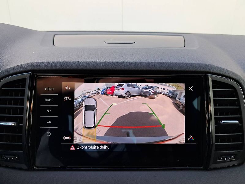 Škoda Karoq (2022) SPORTLINE Exclusive 1.5 TSI / - fotka 11 z 31