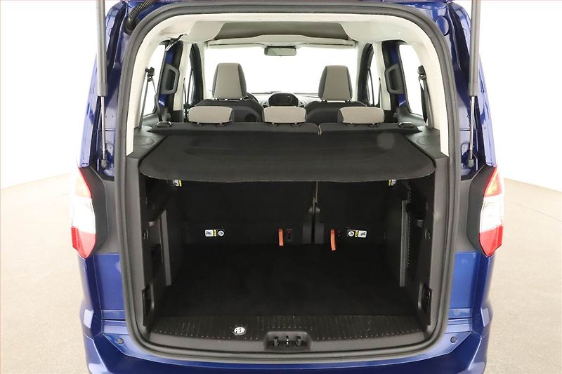 Ford Tourneo Courier (2014) Titanium 1.6 TDCi, 5Míst, ČR - fotka 10 z 14