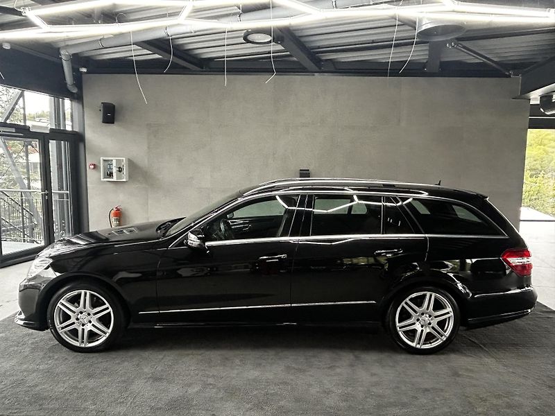 Mercedes-Benz Třídy E (2010) E 350 4 Matic AMG Kombi - fotka 2 z 21
