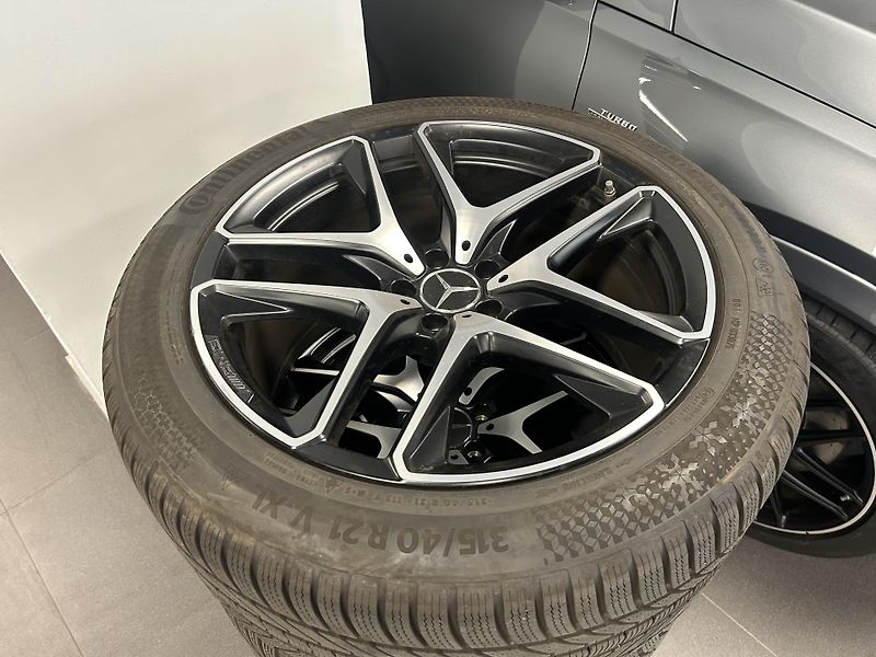 Mercedes-Benz GLE (2021) AMG 53 4MATIC+ 22