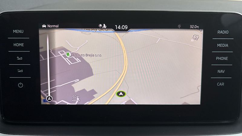 Škoda Scala 1.5 TSI DSG Style - fotka 32 z 34