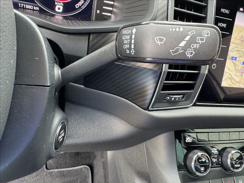 Škoda Kodiaq 2,0 TDI DSG 4X4 SPORTLINE 7mís - fotka 30 z 50