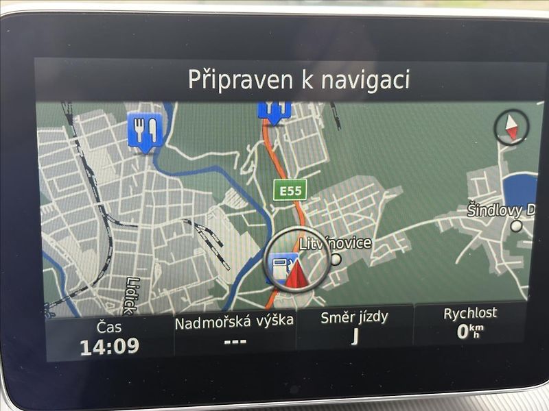 Mercedes-Benz CLA 2,2 220d 130kW,Bi-Xen,Kamera - fotka 19 z 35