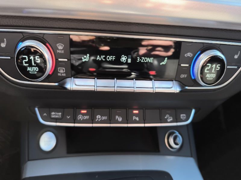 Audi Q5 2.0 TDi - fotka 15 z 25