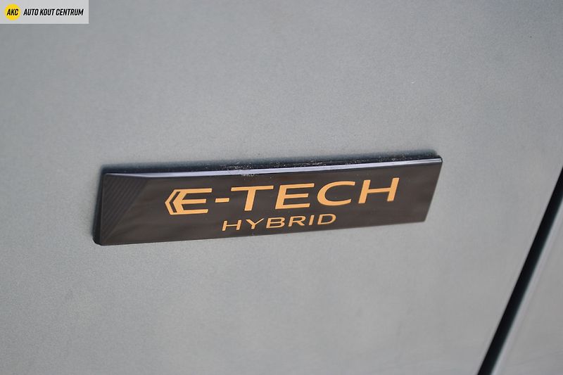 Renault Espace techno full hybrid E-Tech 200 - fotka 18 z 64