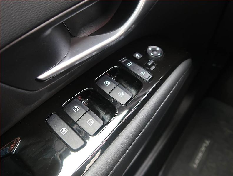 Hyundai Tucson (2021) 1.6 T-GDI 48V MHEV - fotka 15 z 17