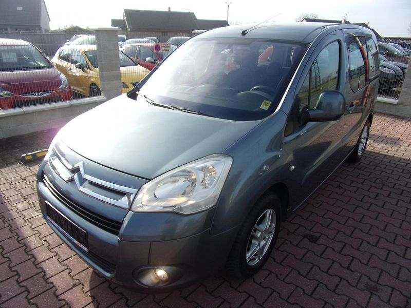 Citroën Berlingo (2009) 1,6i KLIMA VÝHŘEV  - fotka 2 z 31