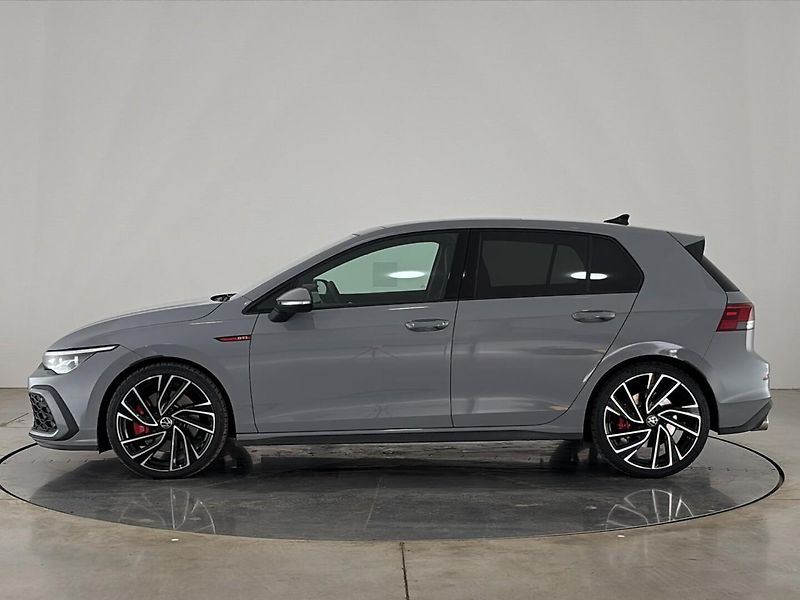 Volkswagen Golf GTI DSG - fotka 3 z 29