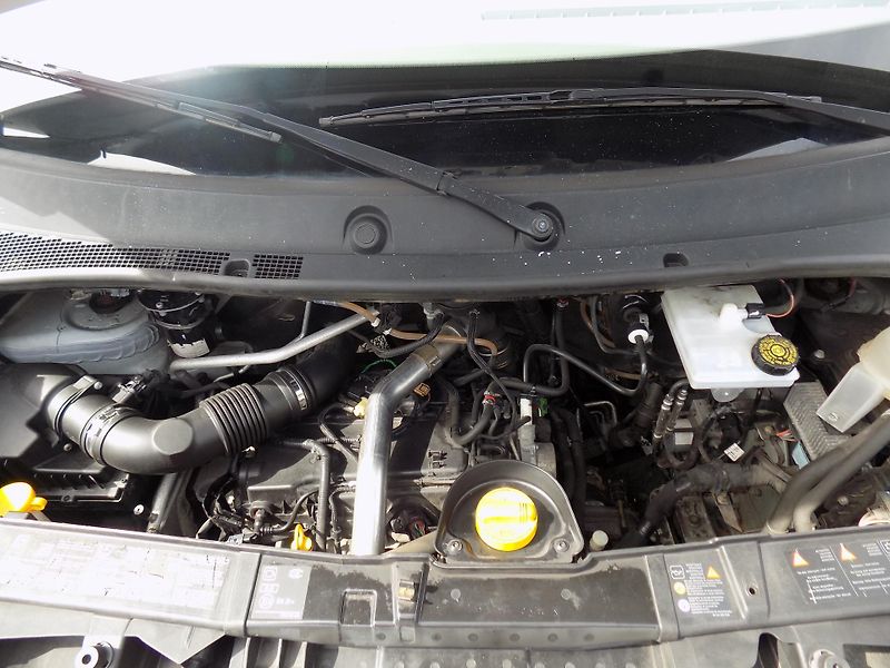 Opel Movano 2,3 CDTI 107 KW L1H1 9 MÍST - fotka 35 z 42