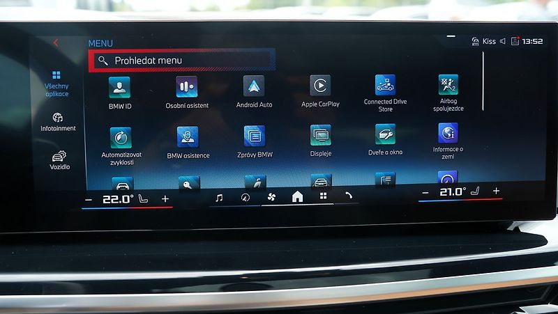 BMW X5 M60i xDrive/AT9/21/530 PS - fotka 42 z 45