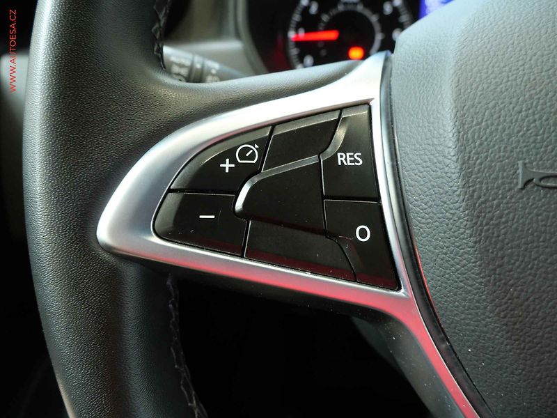 Dacia Duster (2021) 1.5dCi 4x4, ČR, AC, TZ, park - fotka 15 z 23
