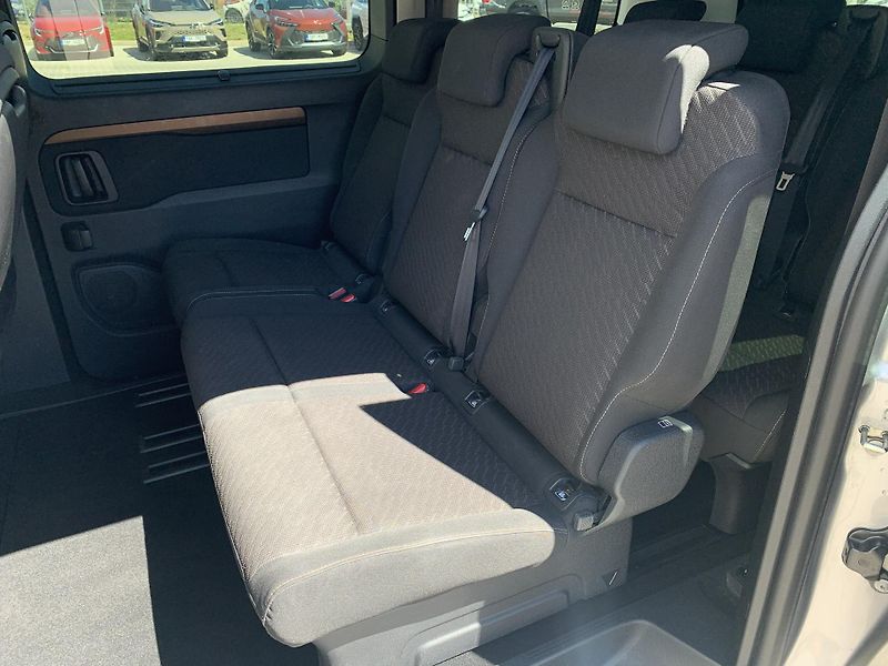 Toyota ProAce Verso VERSO FAMILY 2.0D-4D 106kW - fotka 6 z 31