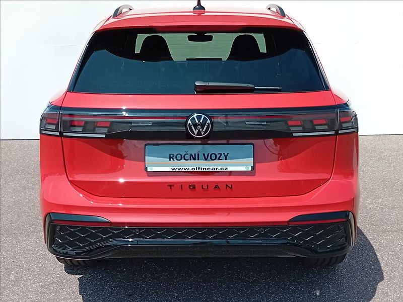 Volkswagen Tiguan 2,0 TDi 142kW 7DSG 4Motion R-L - fotka 8 z 39