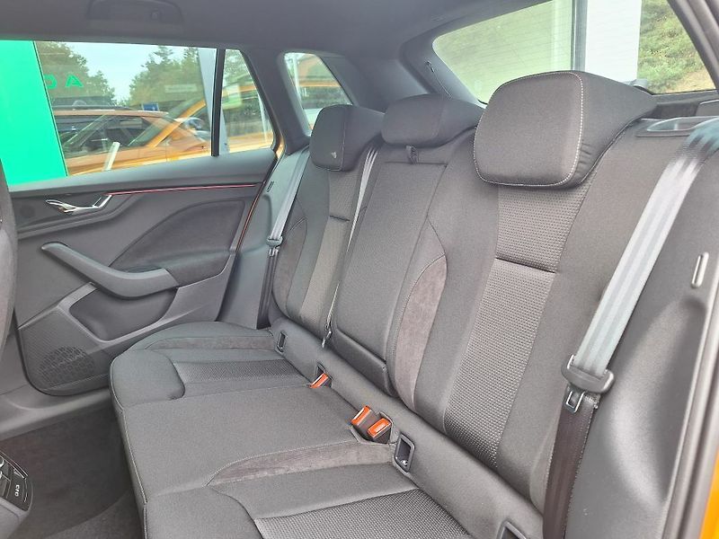 Škoda Kamiq Dynamic 1,5TSI 110kW - fotka 8 z 11