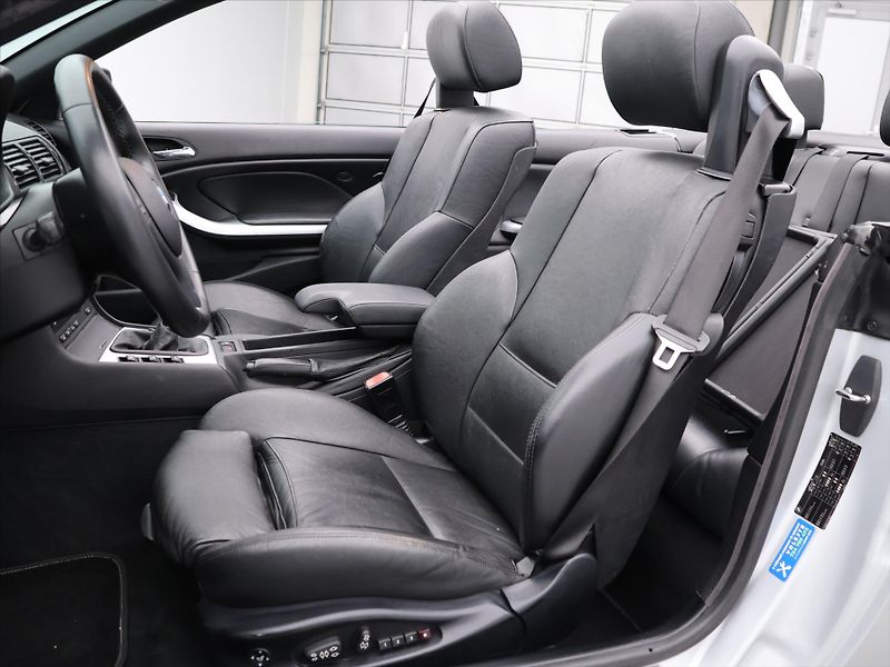 BMW Řada 3 3.0 330i 170kW Mpaket BiXenon - fotka 15 z 28