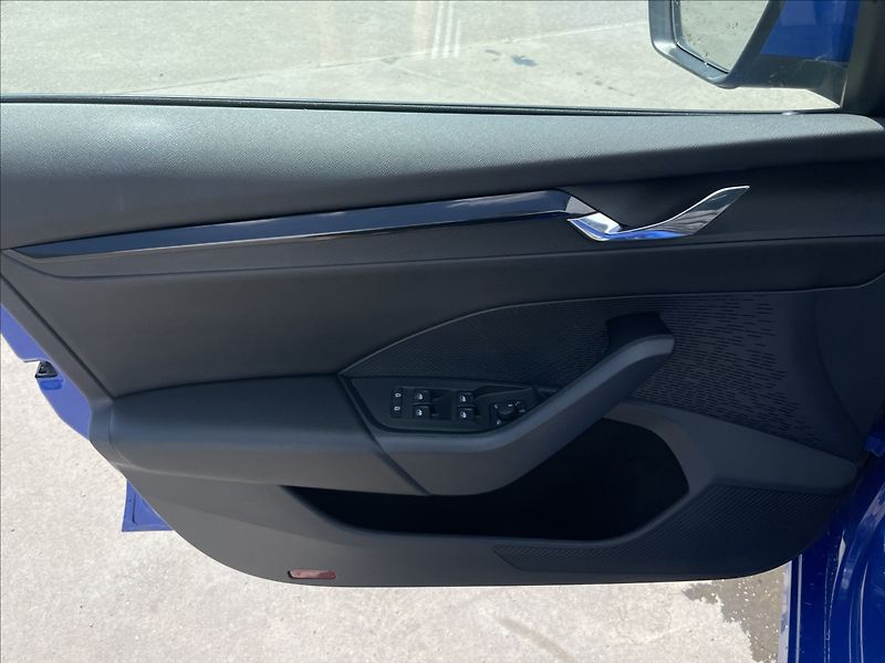 Škoda Octavia 1,5 TSI DSG Ambition Plus - fotka 15 z 23
