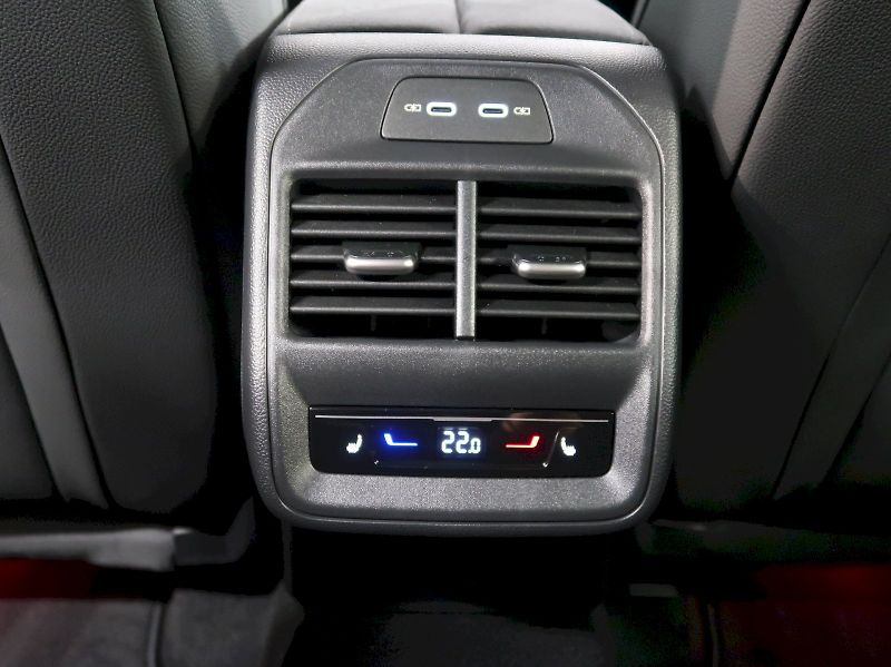 Škoda Superb (2025) SPORTLINE 2.0TSI 195KW 4x4 DSG - fotka 46 z 50