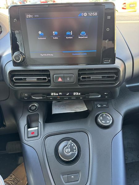 Peugeot Rifter (2019) 1.5 HDi - fotka 20 z 24
