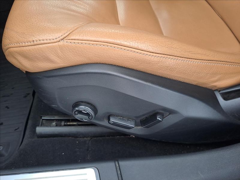 Volvo V90 2,0 T5  INSCRIPTION - fotka 12 z 21