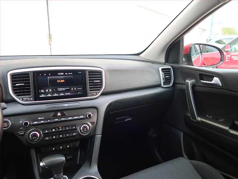 Kia Sportage (2021) 1.6 T-GDI, Automat, Serv.kniha - fotka 8 z 19