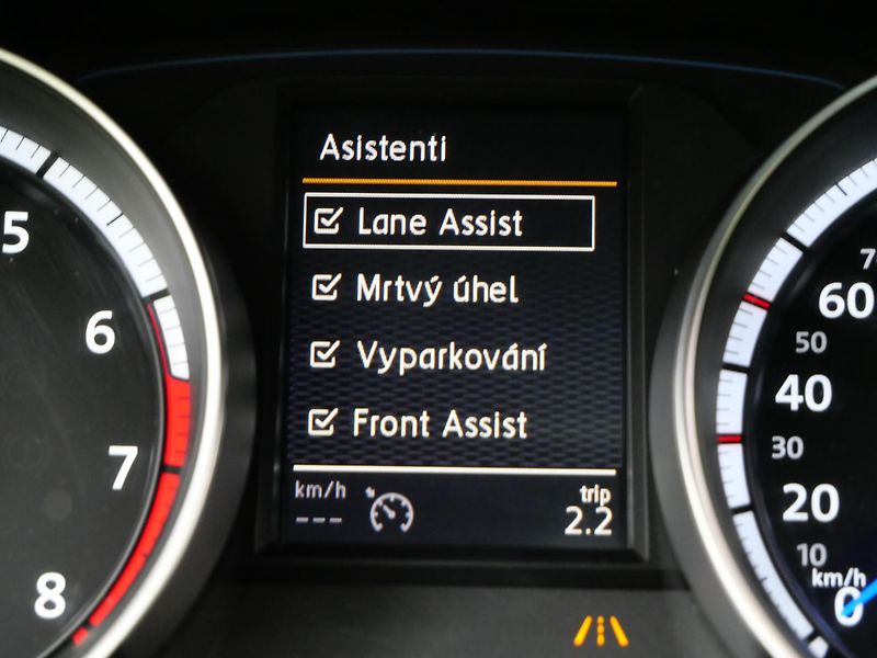 Volkswagen Golf - fotka 18 z 27