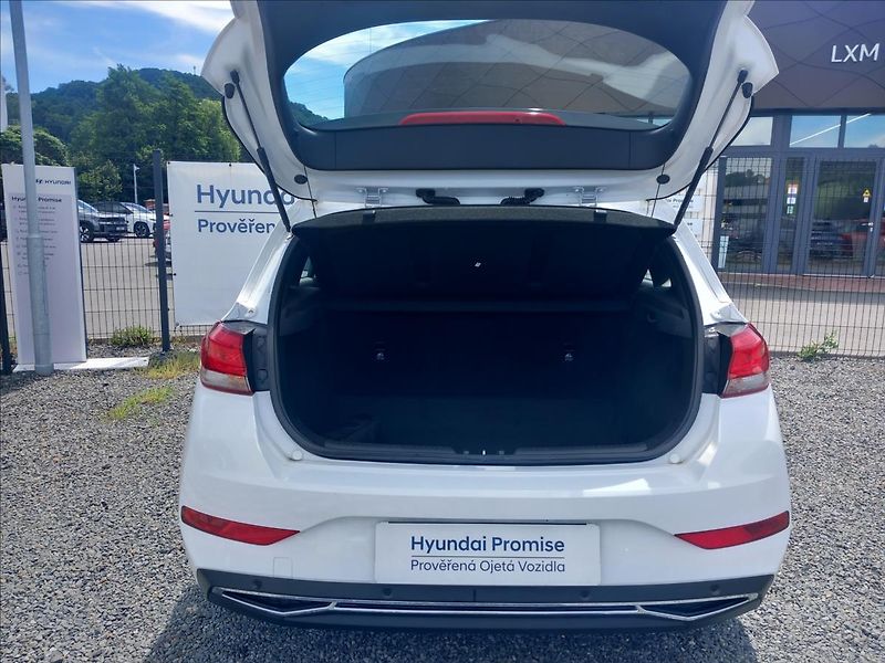 Hyundai i30 1,0 T-GDI COMFORT DCT - fotka 21 z 21