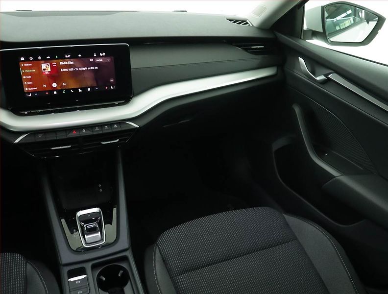 Škoda Octavia (2024) Selection 1.5 TSI - fotka 8 z 19