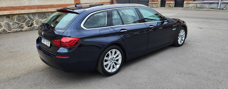 BMW Řada 5 (2015) 530XD*LED*PLNÝ*SERVIS*COMBI* - fotka 4 z 50