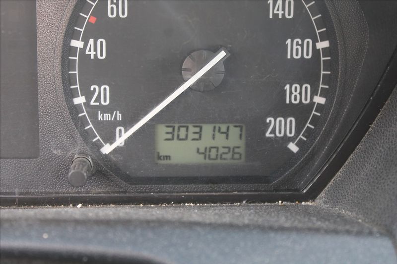 Škoda Fabia 1,4 MPI  NOVÉ V ČR - fotka 5 z 8