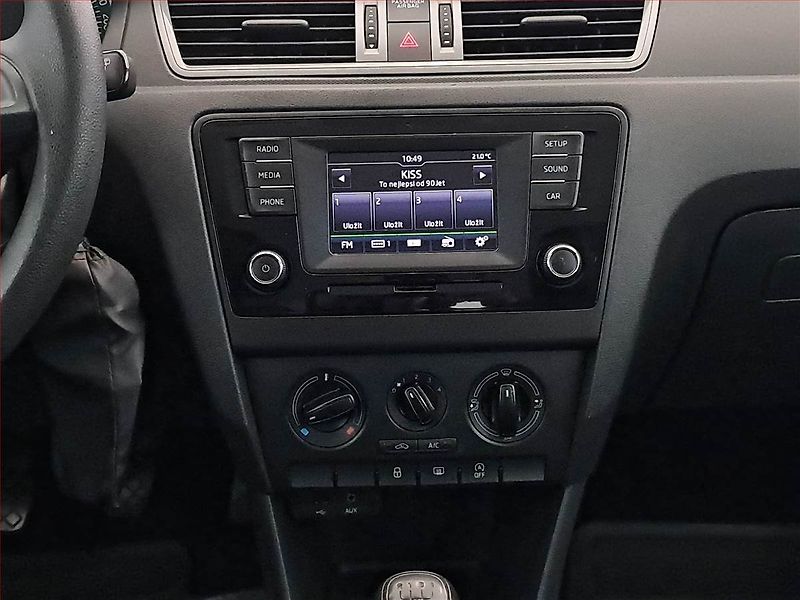 Škoda Rapid (2015) Ambition 1.2 TSI - fotka 12 z 15