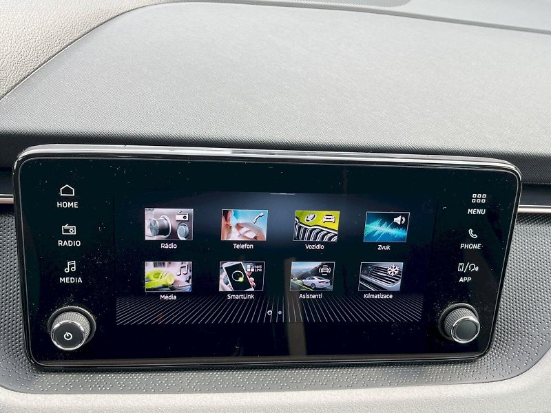 Škoda Scala (2025) TOP SELECTION 1.0 TSI 85kW - fotka 18 z 31