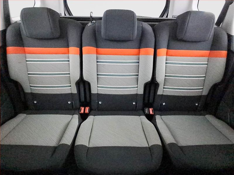 Citroën Berlingo (2018) Feel 1.5 BlueHDi, 5Míst, ČR - fotka 10 z 16